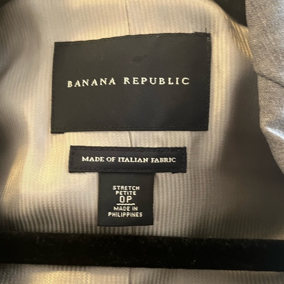 Size 0P Banana Republic Blazer - Picture 3 of 6
